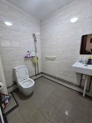 yishun-street-81 photo thumbnail #1